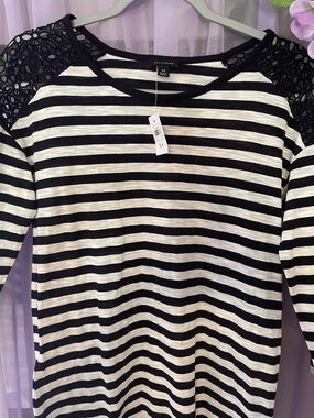 Ann Taylor Black & White Striped Top with Lace Shoulder Detail